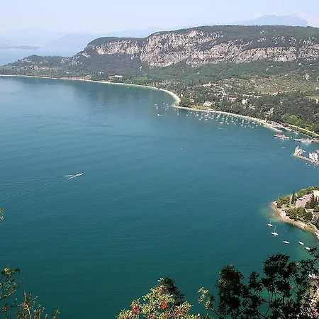 Sweet Irene Deluxe Balcony & Elevator Appartement *