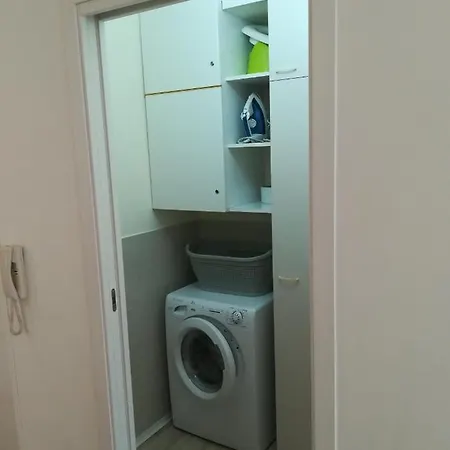 Sweet Irene Deluxe Balcony & Elevator Bardolino