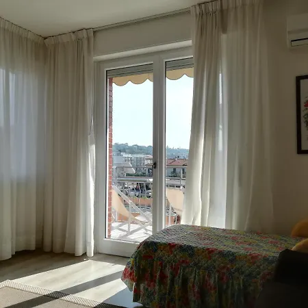 Sweet Irene Deluxe Balcony & Elevator Appartement Bardolino