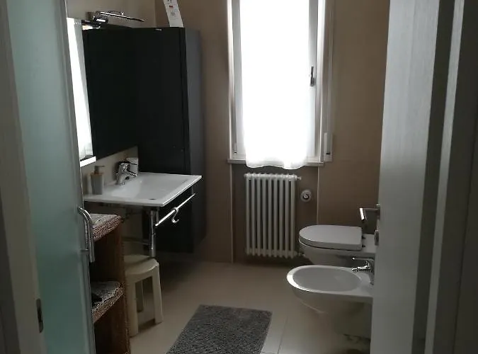 Sweet Irene Deluxe Balcony & Elevator * Μπαρντολίνο