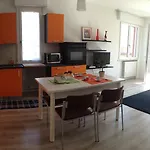 Sweet Irene Deluxe Balcony & Elevator * Бардоліно