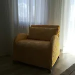 Апартаменти Sweet Irene Deluxe Balcony & Elevator Бардоліно