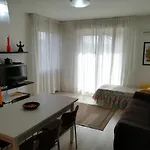 Sweet Irene Deluxe Balcony & Elevator Appartement *