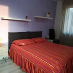 Sweet Irene Deluxe Balcony & Elevator Appartement *