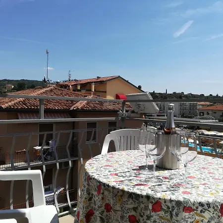 Appartement Sweet Irene Deluxe Balcony & Elevator