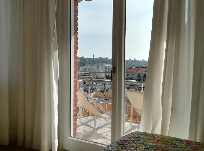 Daire Sweet Irene Deluxe Balcony & Elevator Bardolino