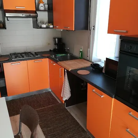 Sweet Irene Deluxe Balcony & Elevator Апартаменти Бардоліно